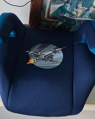 seggiolino rialzo  per bambini in auto