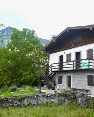 Eleganza rustica con panorama esclusivo