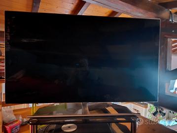 Samsung 55 " con One Connect Box. 