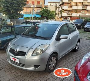 Toyota Yaris 1.0 5 porte Sol