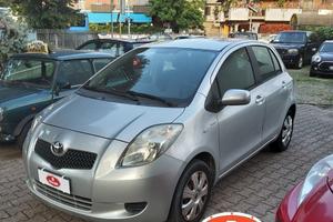 Toyota Yaris 1.0 5 porte Sol
