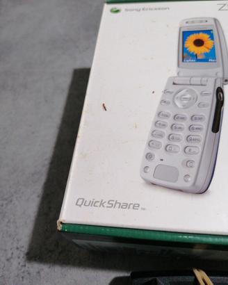 telefono cellulare Ericsson Z600 