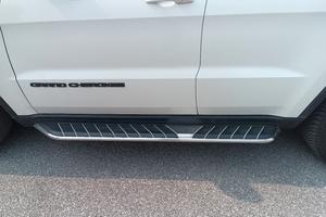 pedane laterali jeep