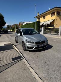 Bmw F45 AT 216d
