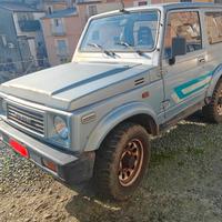 Suzuki samurai 