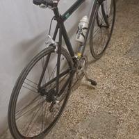 bicicletta bianchi da corsa