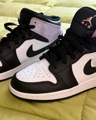 Nike Air Jordan 1 mid (serie limited edition)