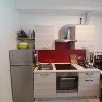 Cucina con forno e fornelli INDESIT e frigo ATLANT