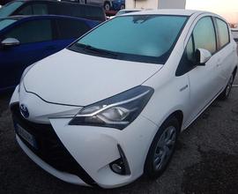 TOYOTA Yaris 1.5 Hybrid 5 porte Business