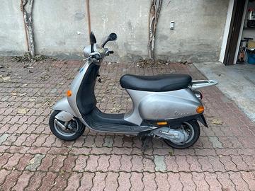 Piaggio Vespa 50 ET2