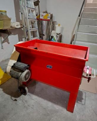 Diraspatrice per uva