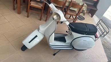 Vespa P200e senza frecce