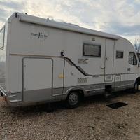 Camper motorhome  2800 cc  4 posti l