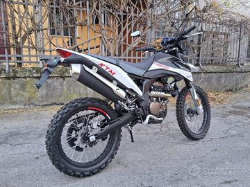 ENDURO MALAGUTI XTM 125cc MOT. APRILIA LC.
