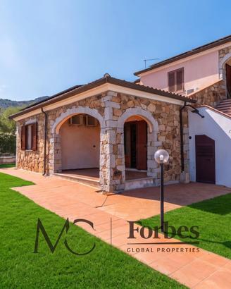 San Teodoro - Villetta caposchiera con giardino pr