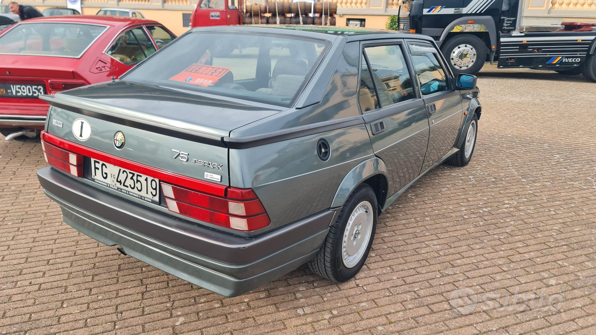 Alfa Romeo 75 1989 photo 3