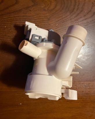 Pompa acqua lavatrice Hoover Dynamic Next