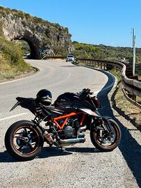 Ktm 1290 super duke R