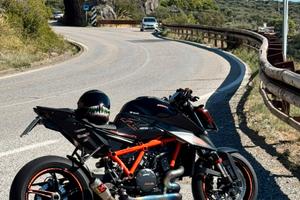 Ktm 1290 super duke R