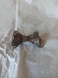 Spilla in argento riproduzione di fiocco