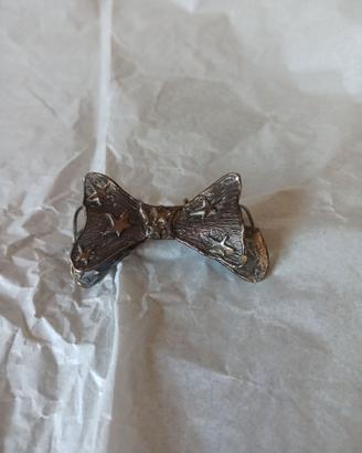 Spilla in argento riproduzione di fiocco