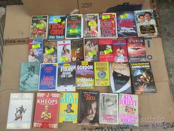 Lotto 28 Libri NARRATIVA Misti Anni 90