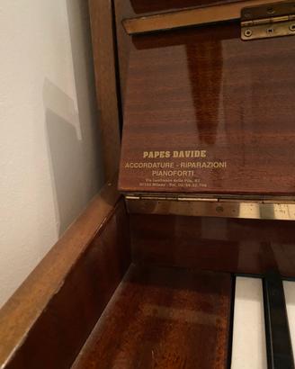 Pianoforte verticale Eazer