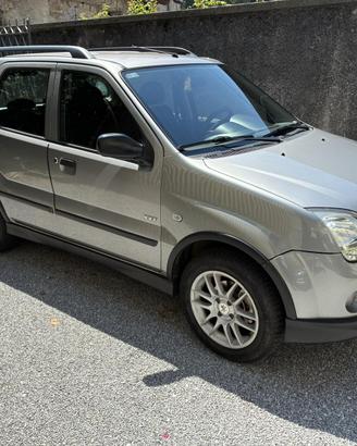 Suzuki Ignis 1.5 VVT 4x4 con Gancio Traino