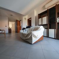 Appartamento termoautonomo, clima, parcheggio