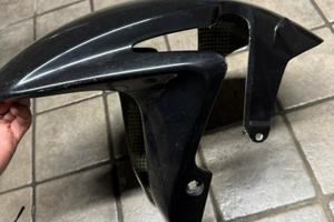 Parafango anteriore gsxr cbr