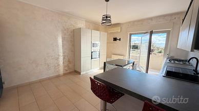 Impeccabile 2,5 vani luminoso con garage