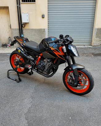 Ktm Duke 890R 