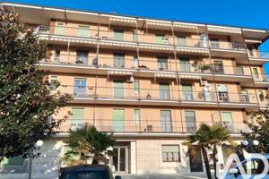 Appartamento piu' box auto
