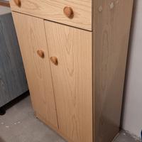 Mobile con cassetto e ante