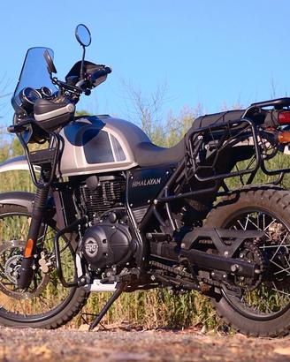 Royal Enfield - Himalayan 411 - anno 2022 (Torino)