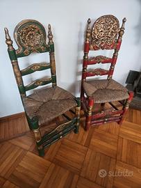 Coppia sedie vintage in legno intagliato
