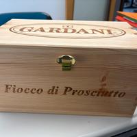 Scatola in legno perfettam per riciclo e fai da te