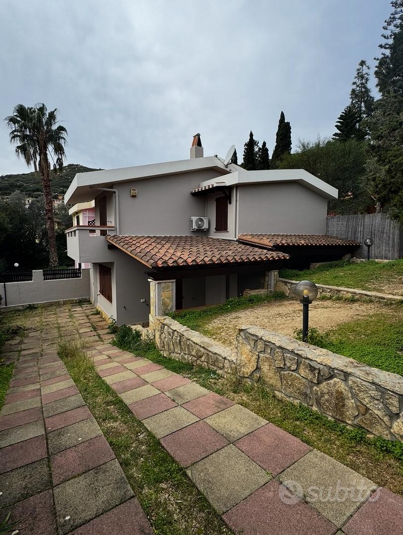 Solanas, casa vacanze a 200 mt. dal mare - Appartamenti In affitto a  Cagliari