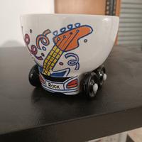 Tazza pazza latte Giglio, con ruote, degli anni 80