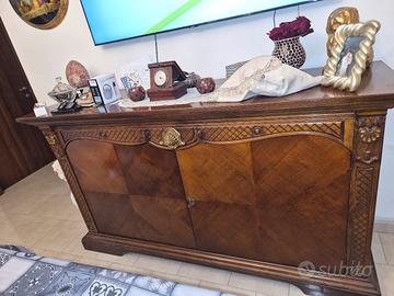 credenza in arte povera 