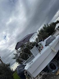 Barca pronta per essere messa in mare