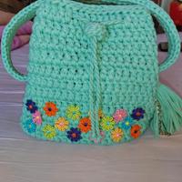 Borsa uncinetto verde con fiori 🌸