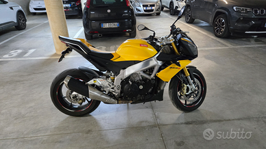 Aprilia tuono v4