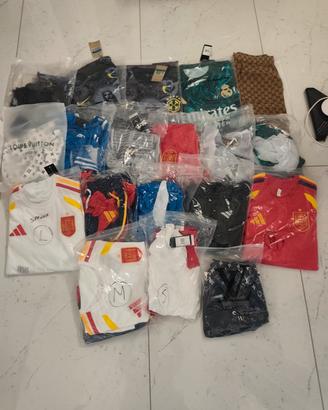stok completini Adidas e Nike 