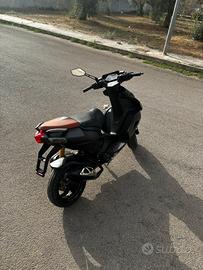 Aprilia Sr factory 50