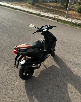 Aprilia Sr factory 50