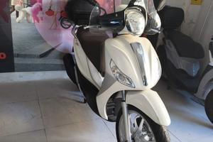 Piaggio Medley 125 ABS BIANCO PERLATO