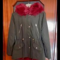 Parka verde con pelliccia sintetica bordeaux donna