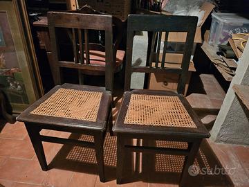 2 sedie  in legno 