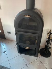 Stufa a legna con forno SCAN